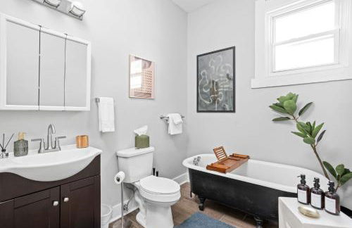 Beautiful House near downtown and fountain square 4BD BBQ Games FirePit - Foto 26