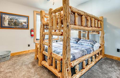 Massive Hatfield Loon Lodge with Roller Rink - Foto 28