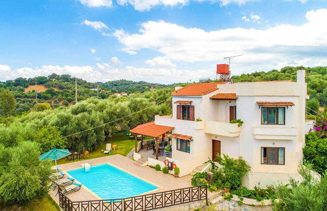 Villa Armi Large Private Pool Walk to Beach Sea Views A C Wifi Eco-friendly - 2809 - Foto 3