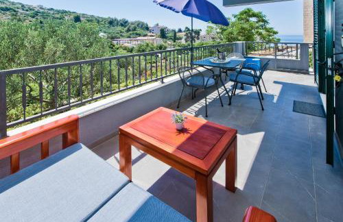 Luxurious Apartments Maslina with Beach - Photo 55