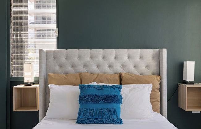 Brisa Marina 2BDR Pool Parking Beachside - Photo 14