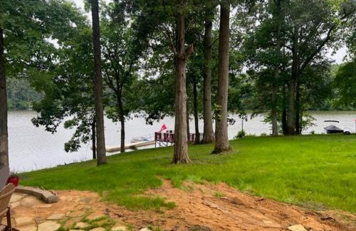 Cottage on Cypress Bay near Paris Landing State Park - Foto 22