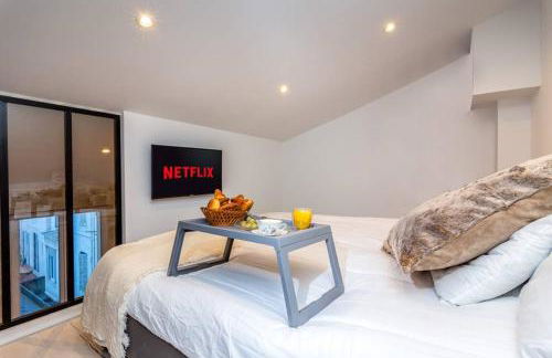 PENTHOUSE Loft 5MIN PALAIS DES FESTIVALS AND BEACH terrace view on castle - Photo 54