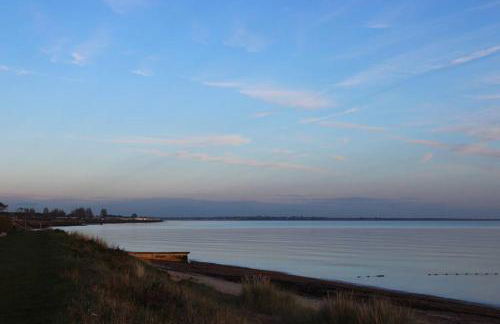 Cosy 3 Bedroom Beachfront Getaway in Mersea - Foto 22