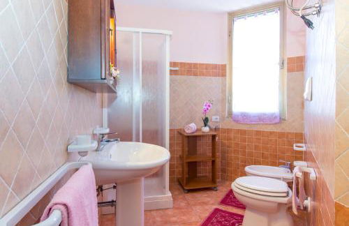 Appartamenti in Villa con ampio giardino esterno - Foto 28