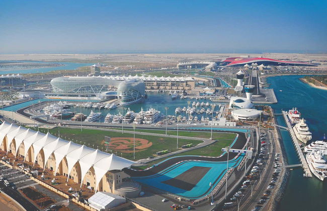 Condução de um Aston Martin GT4 no Circuito Yas Marina - Foto 5