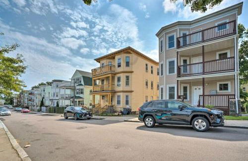 Astonishing 4BR Bright *Apt with modern amenities! - Photo 24