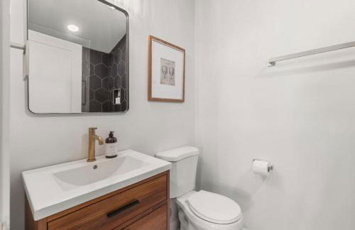 Rustic plus Western - Walk to Bars, Coffee and Restaurants - Foto 22