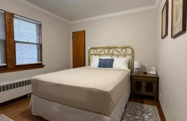 Cozy and Spacious 2br near Chicago fast wifi fully equipped sleeps 6 - Foto 7