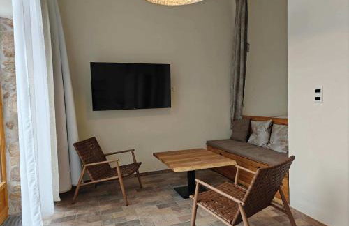 HexenburgbeiDresden Apartment mit Sonnenterrasse, Alkovenbett, Wohn- und Essbereich, Fußbodenheizung und Klimaanlage, Decke - Foto 5