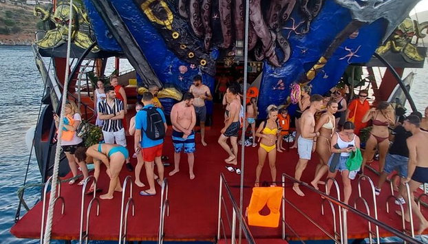 Safari nocturno Alanya con paseo en barco y cena en el río Dimçay - Foto 2