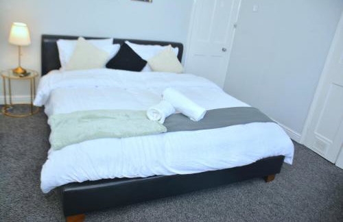 Tranquil Stays at 3 bedroom House in Dagenham - Foto 29