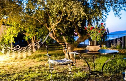 Kitries Summer Getaway - Eden Comfy Suite - Photo 6