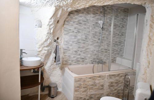 Les Gîtes des Châteaux, gîtes troglodytiques - Foto 13