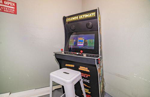 River Fun Awaits Pool, Putting Green, Arcade and More, Sleeps 8 - Foto 16