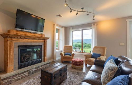 Spectacular Buckleberry View EV Recharge Hot Tub Fireplace Jacuzzi - Foto 5