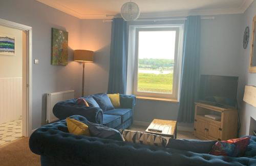 LLANSTEFFAN - SEABANK - a lovely holiday home on the beach front - Foto 6