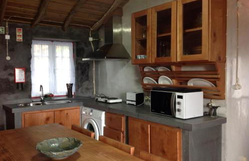 Aldeia Dos Caldeirões - Photo 48