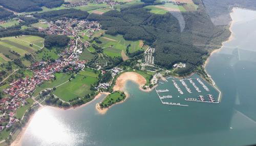 Fewo Erdgeschoss Ankerplatz mit Sauna direkt am Brombachsee bei Juliane und Klaus - Foto 2