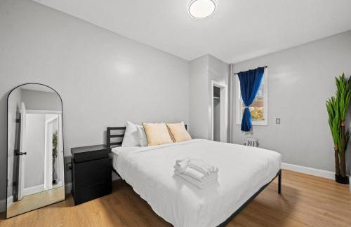 Spacious Luxe Stay Sleeps 16 20 Min to NYC - Foto 23