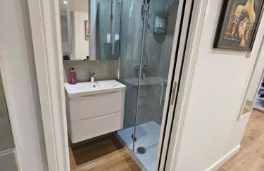 Ground Floor-Modern-Cosy-Private-Whitefield Studio - Foto 19