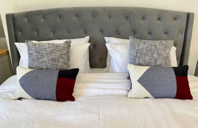 Idyllic Country Retreat With Wow Views & Lush Pool - Foto 15