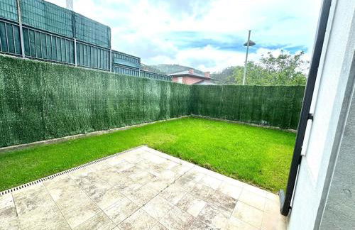 Reformado con Piscina y Jardín - Foto 23