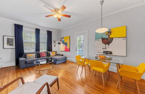 Bright and Restful 2BR near Uptown with Balcony - Foto 12