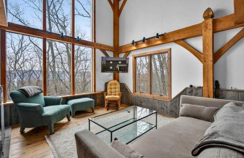 Cozy Mountain Retreat with Hot Tub & Fire Pit - Foto 9