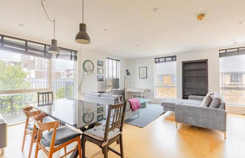 3BD Canalside Flat in De Beauvoir Town - Foto 47