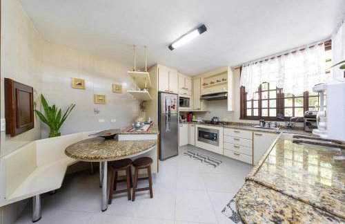 3 Bedroom Townhouse with Pool and Gourmet Area - Foto 12