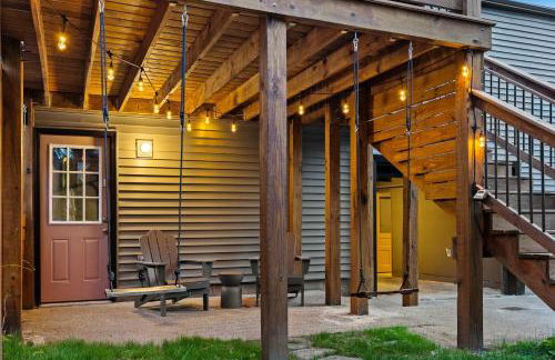 The Gatsby Carriage House Luxe Stay w Game Room - Foto 45