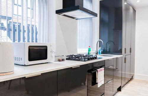 The Rye Retreat - 1BR Modern Design with Smart TV & Secure Underground Parking in Central High Wycombe HP13, Sleeps 3 - Foto 22