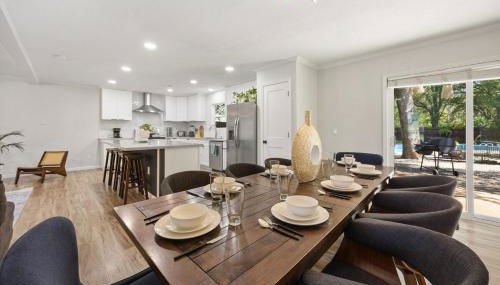 New! Flower Mound Home with Pool and Firepit - Foto 2