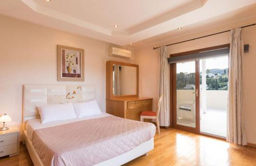 Kassiopi View Villas-Corfu-Villa Eleni,4 bedrooms,large private pool,prime location - Photo 5