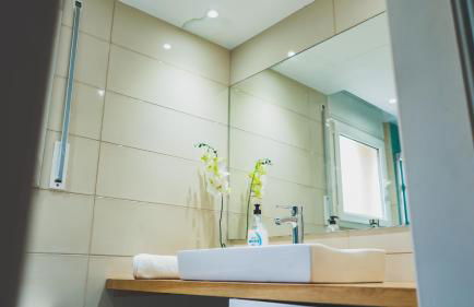 SeaHomes Vacations - NAUTIC MARITIME Apt - Photo 19