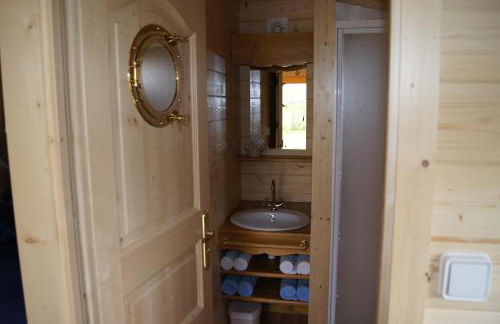 Les Roulottes de Saint-Sulpice - Foto 21