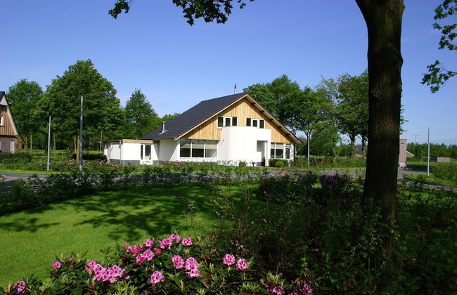 Relaxing Sauna Villa Retreat - Photo 42