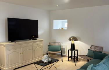 Maison de campagne, 136 M2, 4 pers, grande pièce de vie, 2 chambres, 2 salons, Cantal - Photo 32