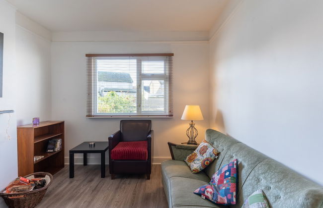 3 Bed Quaint House Town Center - Foto 23