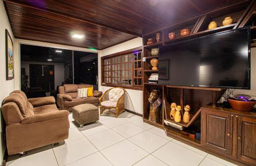 Linda Casa 8 Completa Em Porto Com 6 Quartos e Piscina - Foto 19