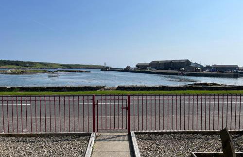 Lovely apartment overlooking the harbour and bay - Photo 22