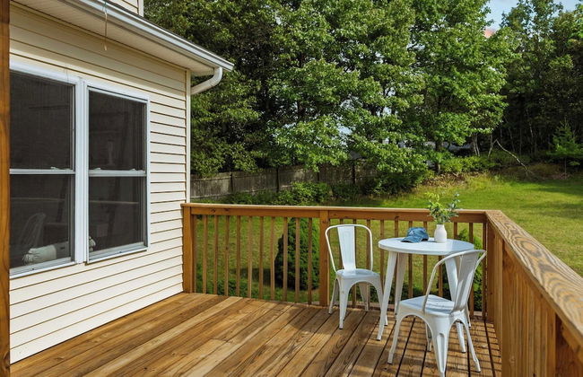 For Lake Sake by Avantstay Lakefront + Hot Tub + View - Photo 52