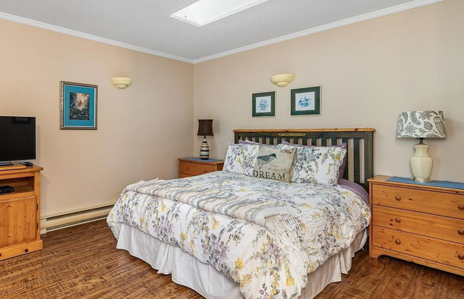 Salty Towers Oceanfront Cottages - Foto 8