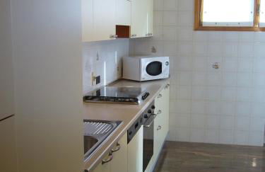 Aparthotel Feeling at Home - Photo 11