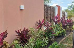 CHALE PERTO DA PRAIA COM DUAS SUITES E VARANDAO - Photo 44