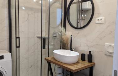 King's Apartment - Photo 16