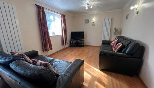 Spacious 4 bed Farnborough AirShow - Foto 5