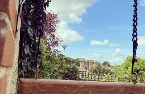 Vue du chateau a La Petite Ferme d'Alpacas - Foto 16