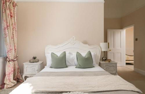 Downwood Vineyard Manor House in Idyllic Countryside - Photo 75